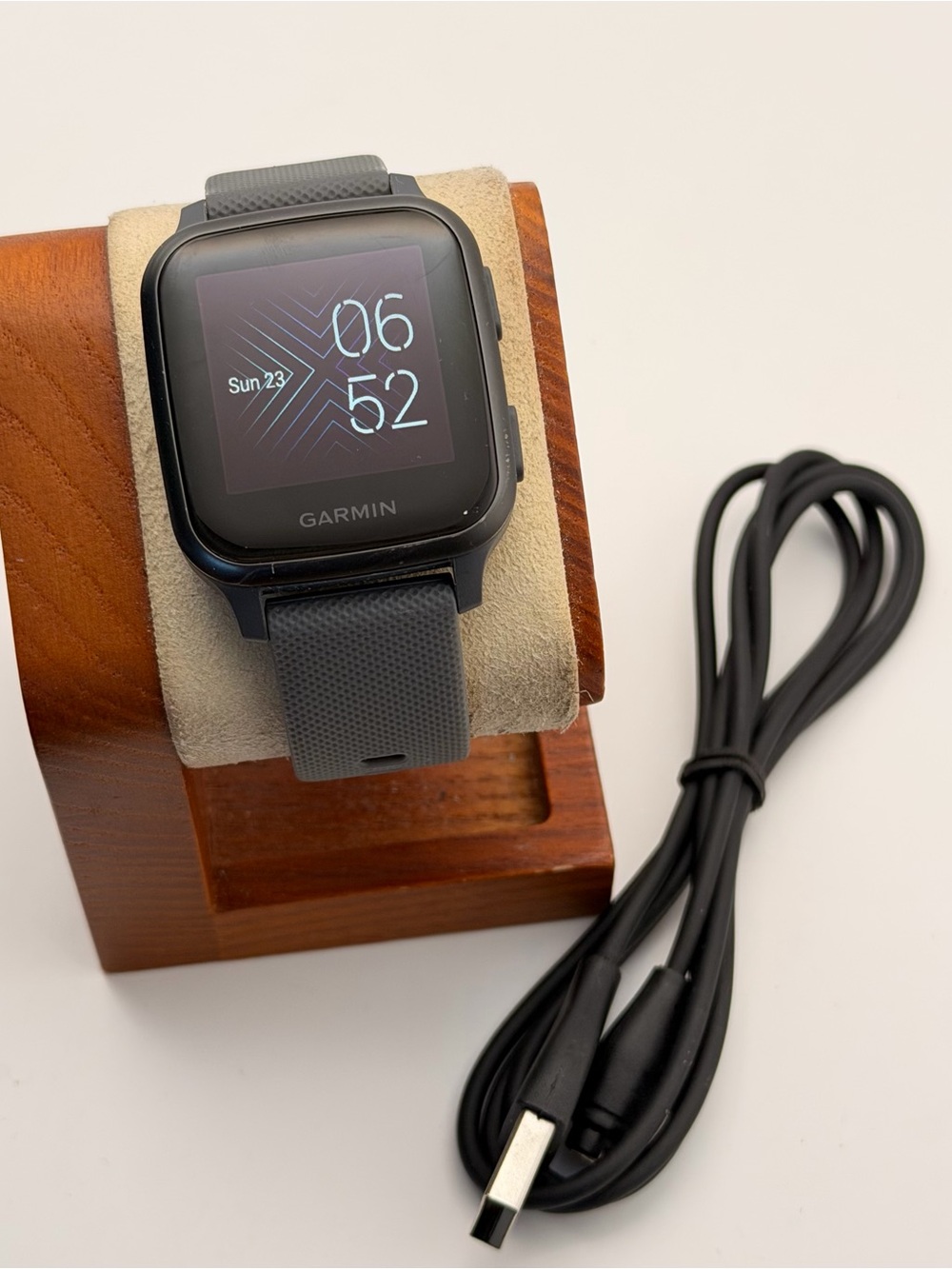 Garmin Venu SQ, Tested, Excellent, Charger Included, Gray/black, Fitness Tracker